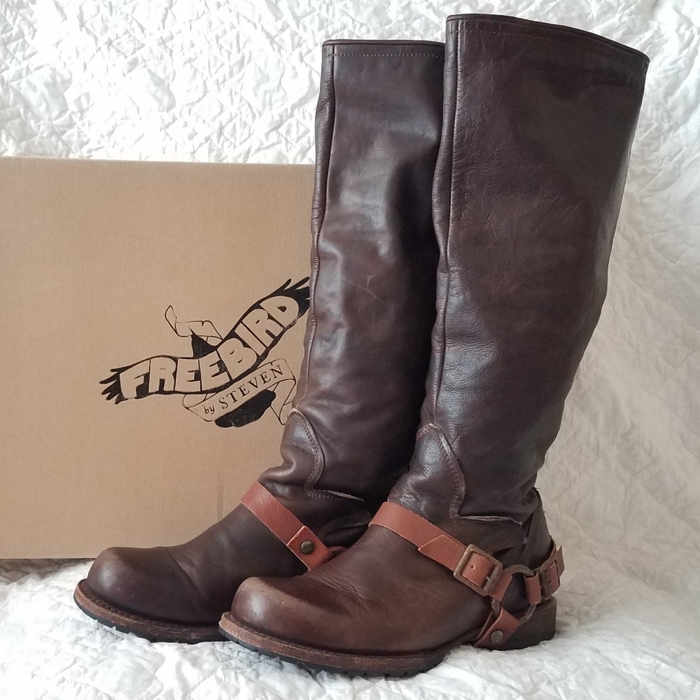 RARE Freebird by Steven Haavn Brown Sz8